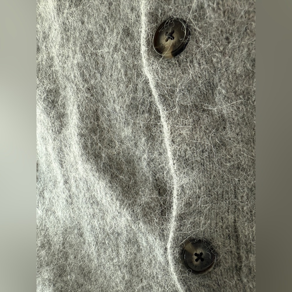 Everlane Women’s Crew Cardigan Alpaca Wool Buttons Gray Grey Sz XL - Picture 9 of 13